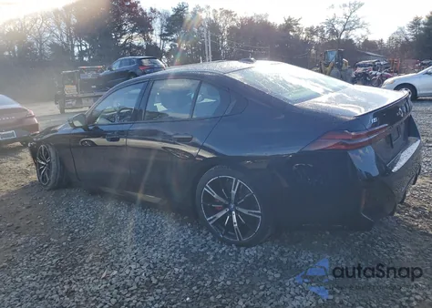 2024 BMW I5 M60 z USA, uszkodzony, nr VIN WBY43FK08RCP41743